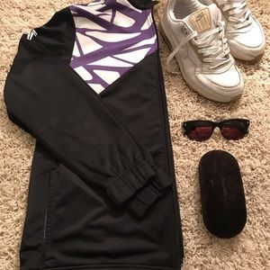 Nike Athletic Soccer, Zip-Up Large Jacket.